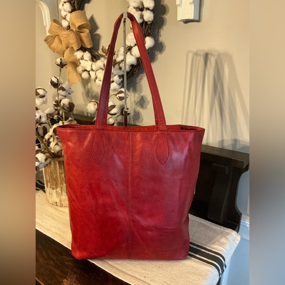 Frye Melissa Leather Simple Tote Shoulder Bag Red  MSRP $348 - Picture 13 of 14